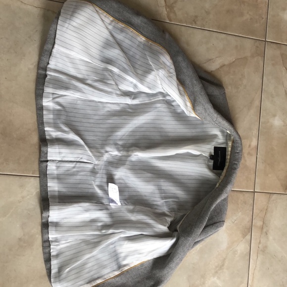 Banana Republic timeless fitted blazer - Picture 8 of 8